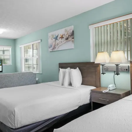 Ocean Court Beachfront Hotel
