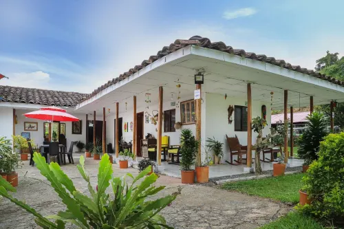Finca Hotel Los Guayacanes - Pools