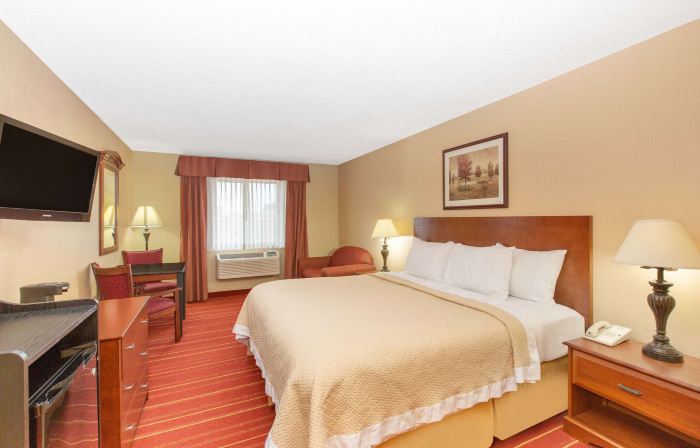Days Inn by Wyndham Salina I-70