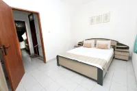 Villa ChavaMinerva Aries Ciater with Private Pool - balcony