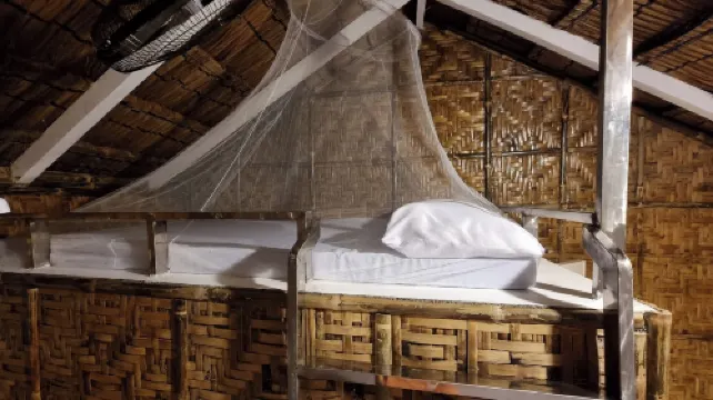 EDVIL BEACH RESORT AND JACUZZI POOL SPA