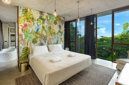 The Planchonella House - Eco Stay de Luxe