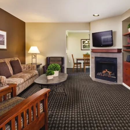 WorldMark Bass Lake Hotels in Мадера