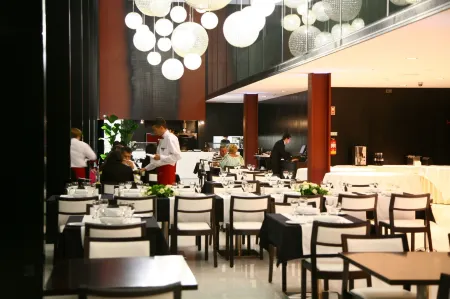 Axis Viana Business & Spa Hotel