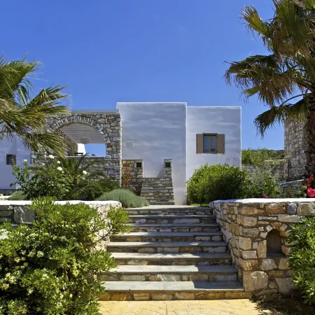 Amalgam Homes Paros