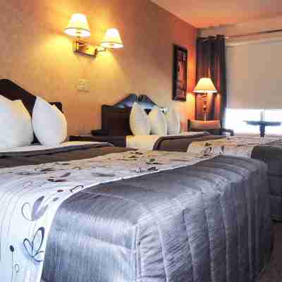 Rodeway Inn Rooms