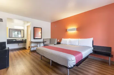 Motel 6 Fresno, CA Hotels in Fresno County