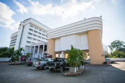 Seeharaj Hotel Hotels in der Nähe von Wat Khung Taphao