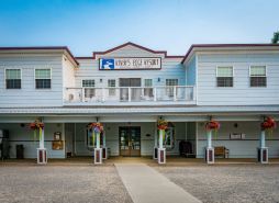 River's Edge Resort