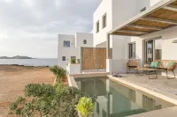 Paros Cape Suites - Private Pool