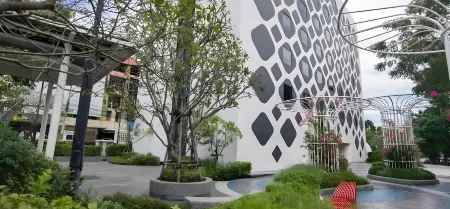 GO Hotel Chonburi at Central Chonburi