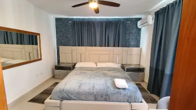 Torre de Lujo Con Piscina y Seguridad فنادق في 