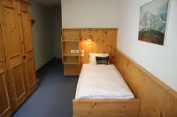 Spenglers Inn Davos Hotels in 