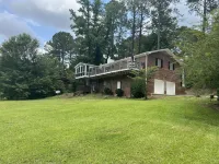 Urban Lake House Hotels in Fulton County