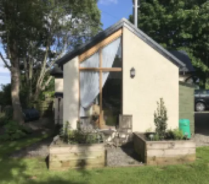 Contemporary One Bedroom Apartment Close to All Amenities in Conservation Area