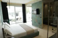 Comfort Suites - balcón
