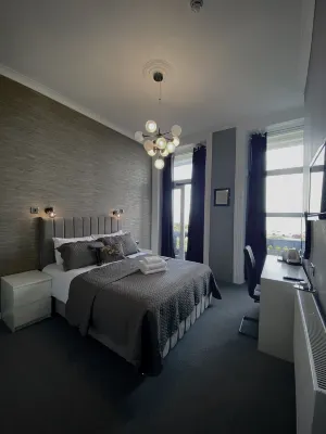 The Lansdowne Hotels in 