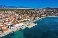 Apartment Ljubica with Nice Garden 1 Hotels in Novalja