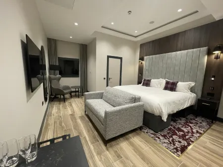 Tynecastle Park Hotel Отели рядом с достопримечательностью «Тайнкасл»