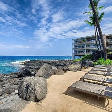 Kona Makai 1-204 Oceanview! AC! Remodeled! 2Bd/2ba