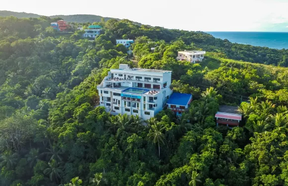 地平線酒店羅布隆