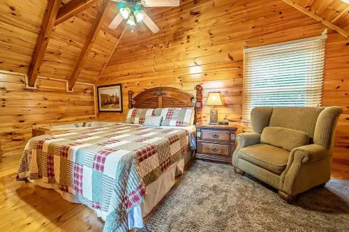 Joes Place by Beyond Expectations W Hot Tub