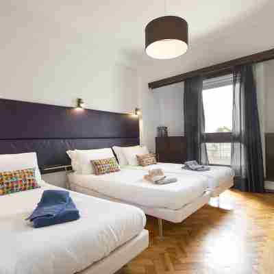 LV Premier Apartments Clerigos-RE2 Rooms