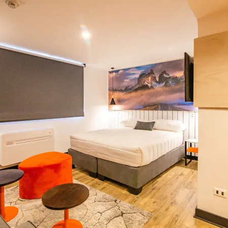 Hostal Boutique Black Cat Отели рядом с достопримечательностью «Культурный центр Эстасьон-Мапочо»