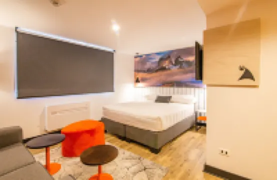 Hostal Boutique Black Cat