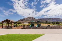 Zion's Tiny Getaway Hotels in Hildale