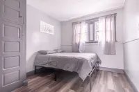 Spacious 6BR 2Bath Close the Falls