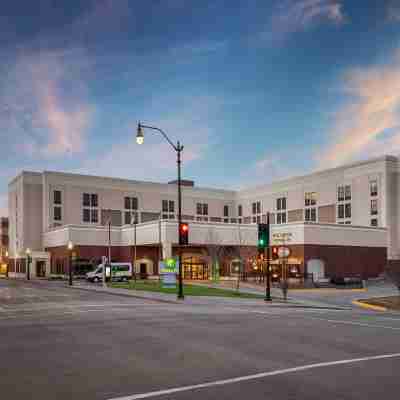 Holiday Inn DUBUQUE/GALENA by IHG Hotel Exterior