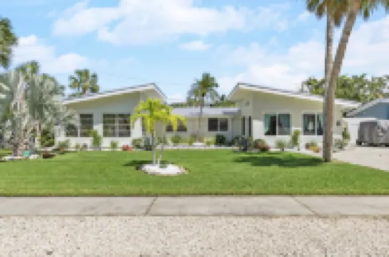 Private Heated Pool and EV Charger - Charming Island Retreat