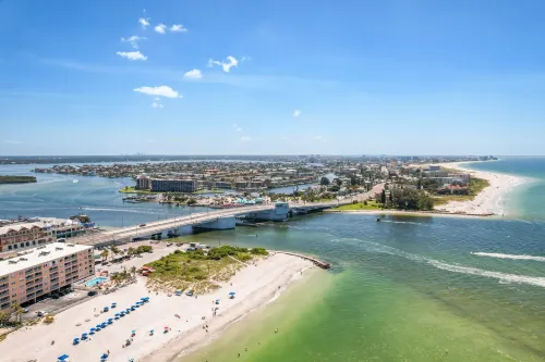 John's Pass - Beach Location - Beach Place #200