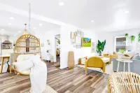 Spa-Like Serenity and Gourmet Kitchen Retreat - Stunning Boho Oasis