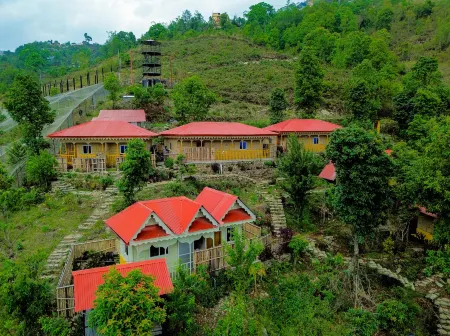 Naya Gaun Eco Resort Отели в г. Каскикот