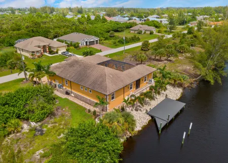 Courtyard Pool and Expansive Dock Space - Luxurious Waterfront Oasis
