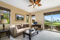 Luxurious Villa with Heated Pool and Golf Course Views - Stunning Tropical Escape