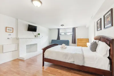 Brighton Retreat (Walk to Metro) Hotels near Link Light Rail - Tukwila Station