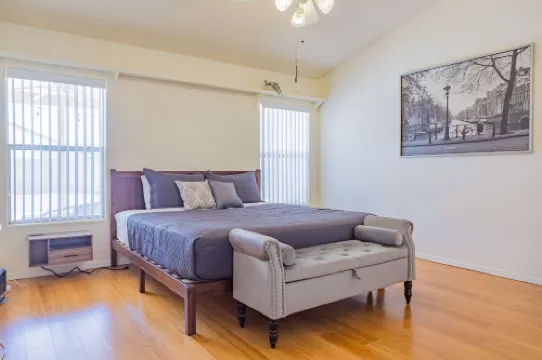 Modern House with Office, Cornhole, Near Freeways