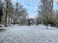 Cozy house "Gut Briesen" in the Westhavelland Nature Park with an old park