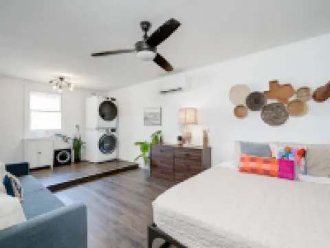 5/2 (two kings), fireplace, hot tub, firepit ブランコのホテル