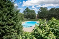 Tennis Courts and Outdoor Pools - Stylish Retreat