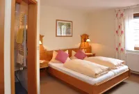 Landhotel Zur Pferdetränke فنادق في Stadtlengsfeld