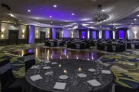 DoubleTree by Hilton Wilmington - breakfast