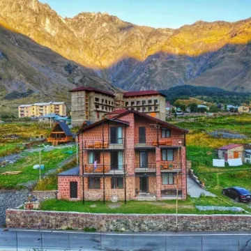 Hotel Axien Kazbegi