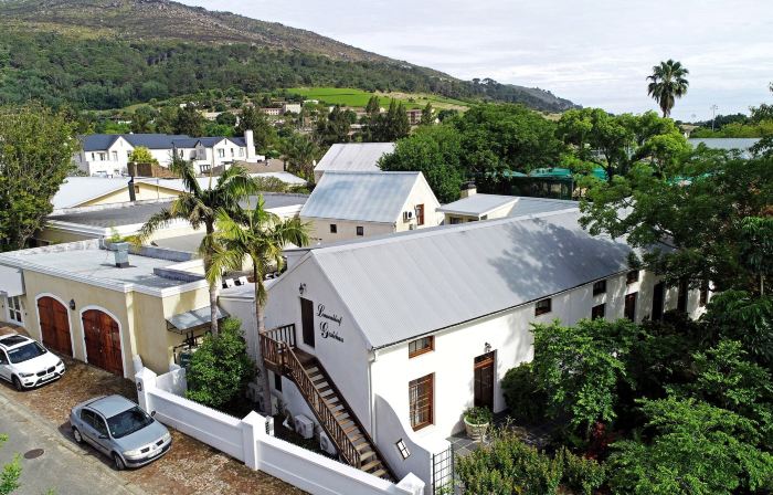 Lemoenkloof Boutique Hotel