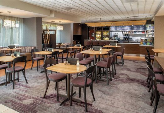 5. 코트야드 포틀랜..