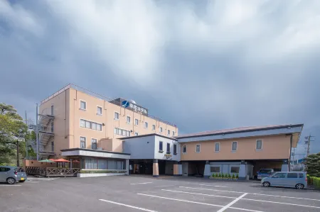 USA Hotel Riverside Отели рядом с достопримечательностью «Dagashiyano-yume Museum»