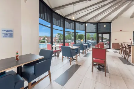 Holiday Inn Express COLUMBUS DOWNTOWN by IHG